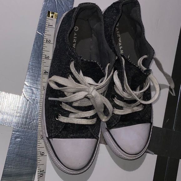 airwalk tennis shoes